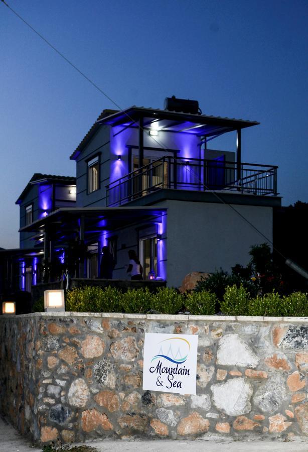 Mountain & Sea Apartamento Calamata Exterior foto